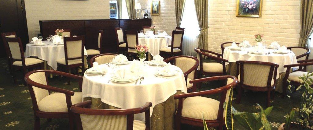 Arien Plaza Hotel Tasjkent Buitenkant foto