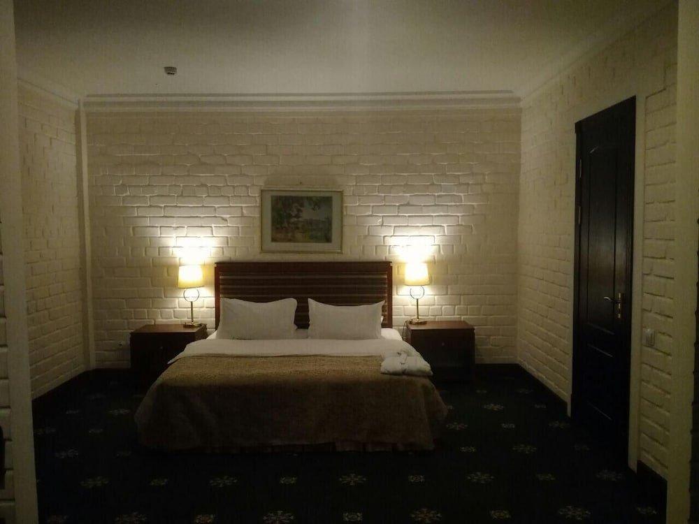 Arien Plaza Hotel Tasjkent Buitenkant foto