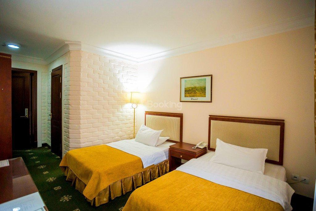 Arien Plaza Hotel Tasjkent Buitenkant foto