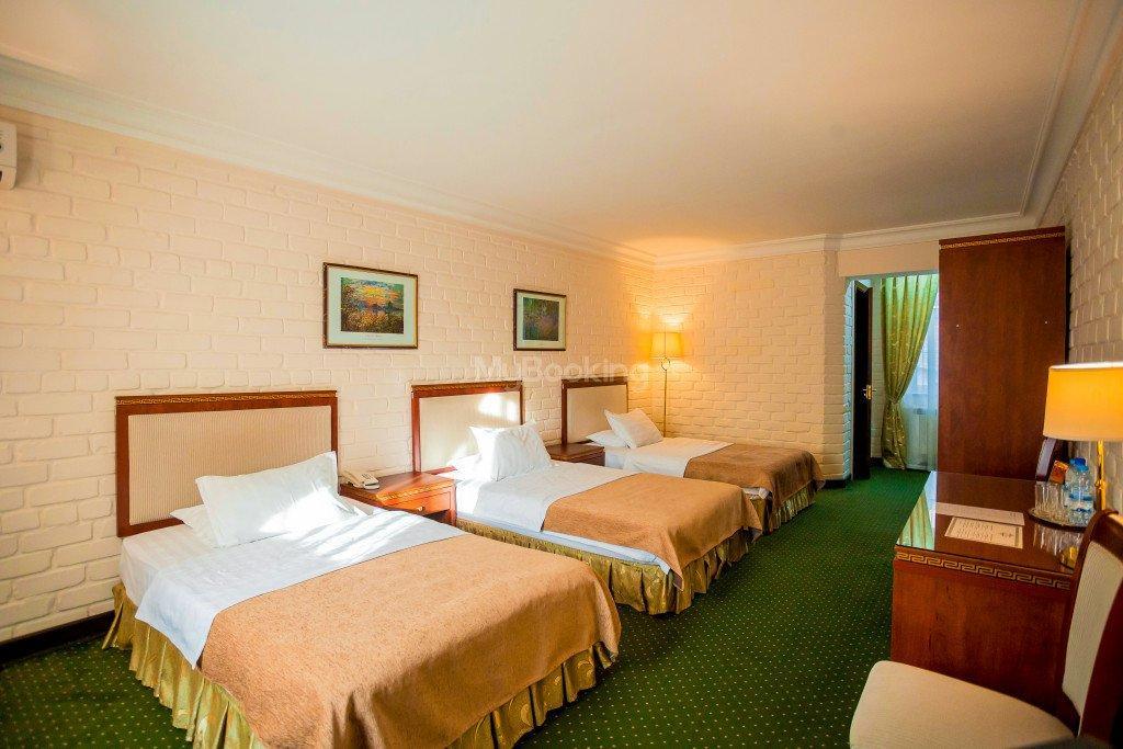 Arien Plaza Hotel Tasjkent Buitenkant foto